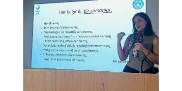 aliaga-belediyesinden-ailelere-ergenlik-iletisimi-semineri.jpg