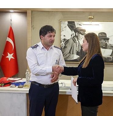 antalyada-belediye-soforunden-ornek-davranis.jpg