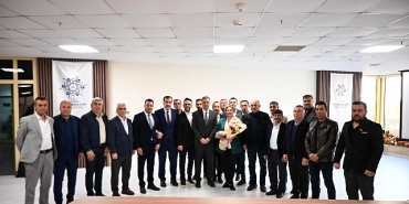 baskan-cercioglu-yenipazar-muhtarlari-ile-bir-araya-geldi.jpg