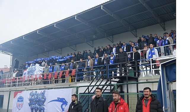 belediyespor-evinde-iznikspora-maglub-oldu.jpg