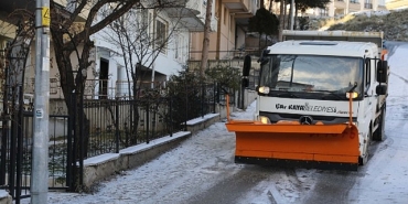 cankaya-belediyesinden-buzlanmaya-karsi-yogun-calisma.jpg