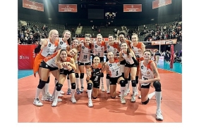 eczacibasi-dynavit-evinde-zeren-sporu-3-0-maglup-etti.jpg