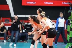 eczacibasi-dynavit-yunanistan-deplasmanindan-1-puanla-dondu.jpg