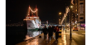 izmir-yeni-yila-guvenle-giriyor.jpg