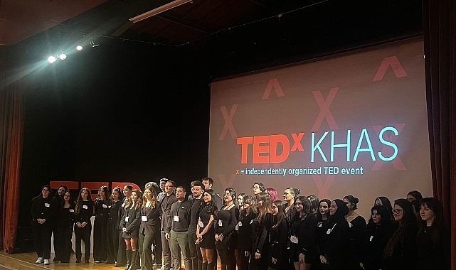 kadir-has-universitesinde-ilham-veren-bulusma-tedxkhas.jpg