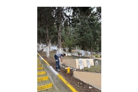 mezarliklarda-durmaksizin-calismaya-devam.jpg