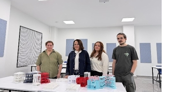ogrenciler-yapiyi-3d-kitlerle-ogreniyorlar.jpg