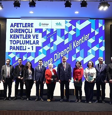 cankayada-afetlere-direncli-kentler-ve-toplumlar-paneli.jpg
