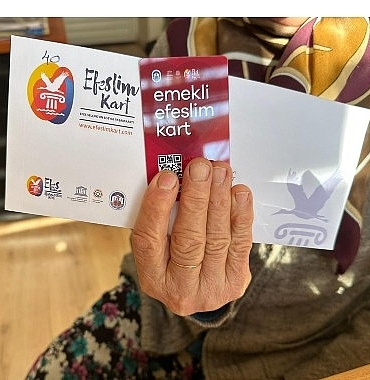 emekliye-nefes-aldiran-destek-efeslim-kart-emeklilerin-yaninda-olmaya-devam-ediyor.jpg