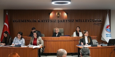 iklim-degisikligiyle-mucadele-yol-haritasi-belediye-meclisinde-kabul-edildi.jpg