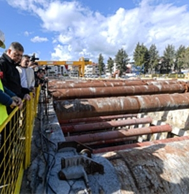 izmirin-dev-projesinde-tunel-kazilari-sona-erdi.jpg