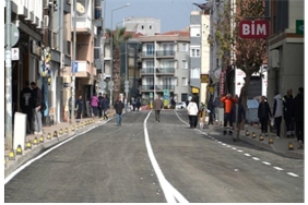 seferihisar-sehit-general-temel-cingoz-caddesi-yenilendi.jpg