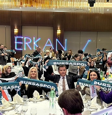 baskan-aydinin-bursaspor-sevdasi-sinirlari-asti.jpg