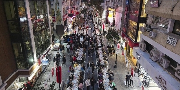 karsiyaka-belediyesinden-iftar-dayanismasi.jpg