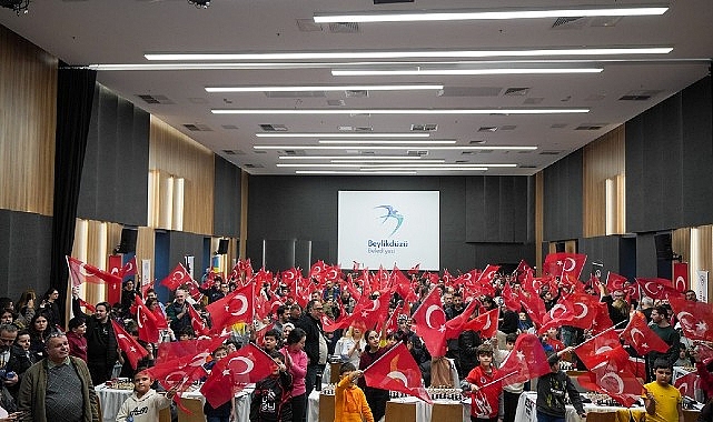 3-geleneksel-canakkale-gecilmez-satranc-turnuvasinda-hamleler-konustu.jpg