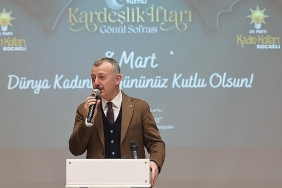 ak-partili-kadinlardan-kardeslik-iftari.jpg