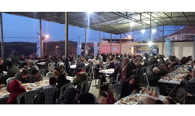 baskan-cercioglu-binlerce-vatandasi-her-gun-iftar-sofralarinda-bulusturuyor.jpg