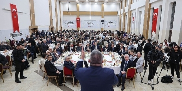 baskan-ozarslan-tunceli-malatya-erzincan-ve-elaziglilarla-iftar-sofrasinda-bulustu.jpg