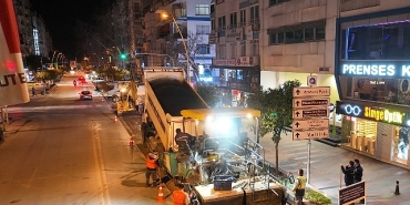 buyuksehir-belediyesinin-asfalt-calismalari-suruyor.jpg
