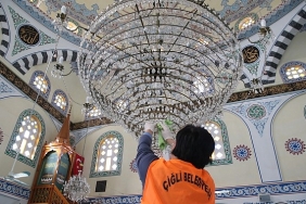 ciglide-bayram-oncesi-cami-ve-mezarliklarda-kapsamli-temizlik.jpg