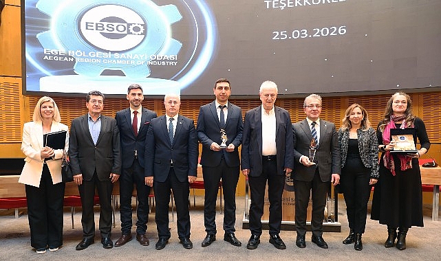 deuden-universite-sanayi-is-birliginde-onemli-basari-rektor-prof-dr-bayram-yilmaza-ustun-hizmet-onur-odulu.jpg