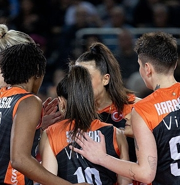 eczacibasi-dynavit-axa-sigorta-kadinlar-kupa-voleyi-ikinci-sirada-tamamladi.jpg