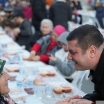 torbali-belediyesinden-cumhuriyet-mahallesinde-dev-iftar.jpg