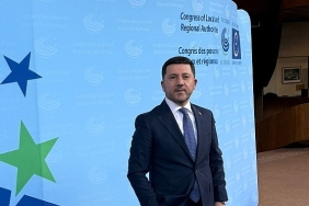 baskan-rasim-ari-avrupa-yerel-yonetimler-zirvesinde-turkiye-ve-nevsehiri-temsil-ediyor.jpg