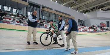 en-hizli-en-guclu-ve-en-dayanikli-genc-bisikletciler-konya-velodromunda-bulusuyor.jpg