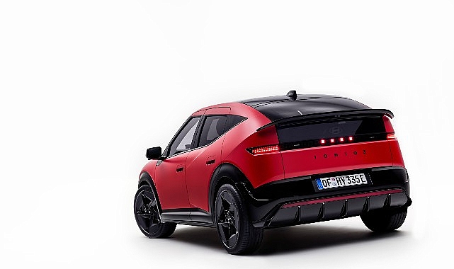 hyundai-ioniq-3u-milano-tasarim-haftasinda-tanitti.jpg