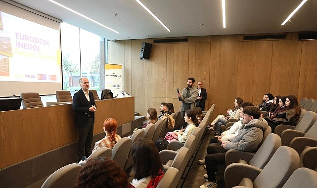 inegol-belediyesinden-genclere-avrupa-firsati-discovereu-tanitim-etkinligi-duzenlendi.jpg