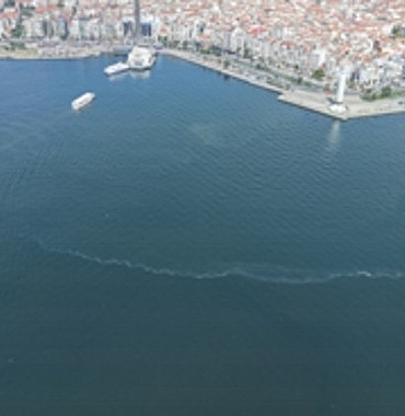 izmir-korfezinde-dokuzuncu-kez-dis-kaynakli-kirlilik-tespit-edildi.jpg