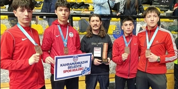 kahramankazanin-genc-karatecileri-turkiye-ucuncusu-oldu.jpg
