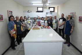 mutfak-atolyesinde-gaziemirin-yeni-ascilari-yetisiyor.jpg
