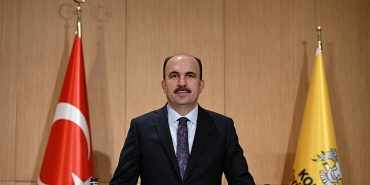 baskan-altay-faturalarinda-tasarruf-saglayan-hanelere-cekilisle-3-togg-hediye-edeceklerini-acikladi.jpg