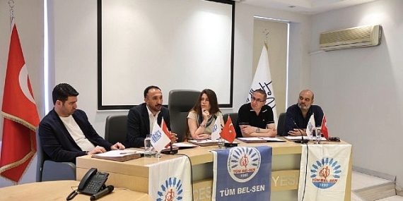cesme-belediyesi-tum-bel-sen-ile-toplu-is-sozlesmesini-imzaladi.jpg