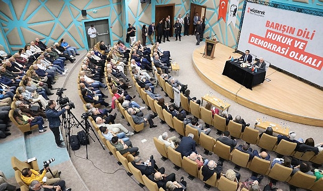 niluferde-demokrasi-ve-baris-bulusmasi.jpg