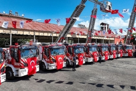 Antalya Büyükşehir Belediyesi İtfaiye filosunu güçlendirdi