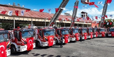 Antalya Büyükşehir Belediyesi İtfaiye filosunu güçlendirdi