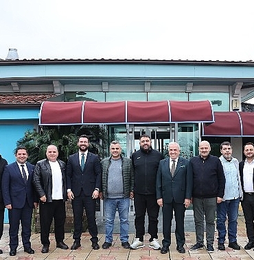 Başkan Şadi Özdemir Bursaspor tribün liderleriyle bir araya geldi