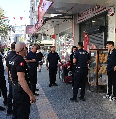 Edremit’te kaldırım işgallerine zabıtadan denetim