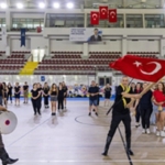 İzmir’de zeybek bilmeyen kalmayacak