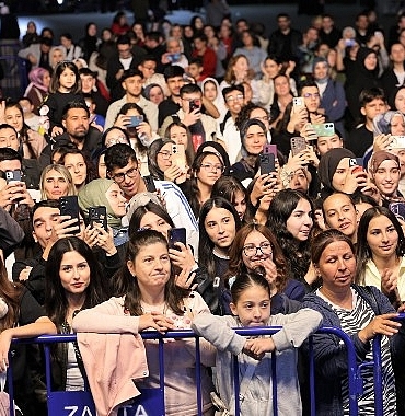 Keçiören’de YKS ve LGS Öğrencilerine Eğlence Dolu Motivasyon Programı
