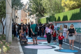 Konaklı öğrencilere ‘renkli yol’ sürprizi