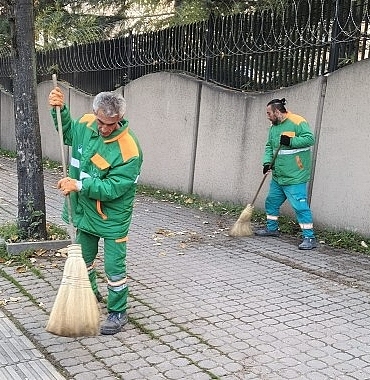 Osmangazi’de Temizlik Çalışmaları Aralıksız Sürüyor