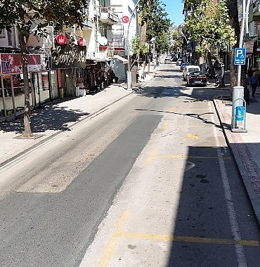 Zincirlikuyu Caddesi’ne A Takımı imzası