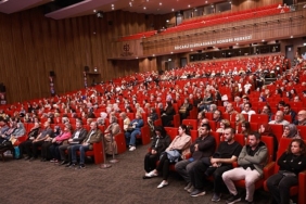 Aydemir, insanın anlam arayışını “ünsiyet” kavramıyla anlattı; “Hepimiz ünsiyet ihtiyacı içerisindeyiz”