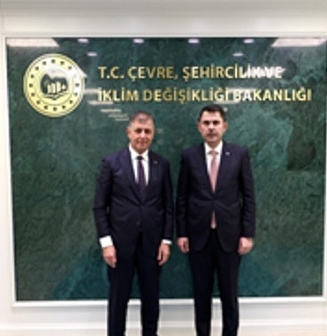 Başkan Tugay, Bakan Kurum'u ziyaret etti