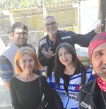 Motosiklet tutkunlarından can dostlarına anlamlı destek