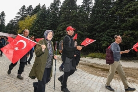 Osmangazi Belediyesi’nden Uludağ’da Cumhuriyet Yürüyüşü